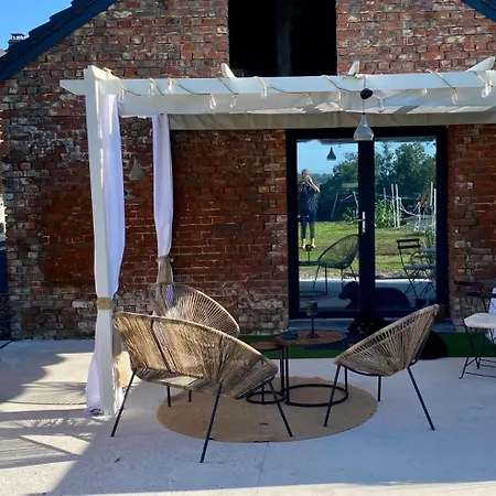 Liefdeshotel Au Fines Bulles Avec Villers-Pol
